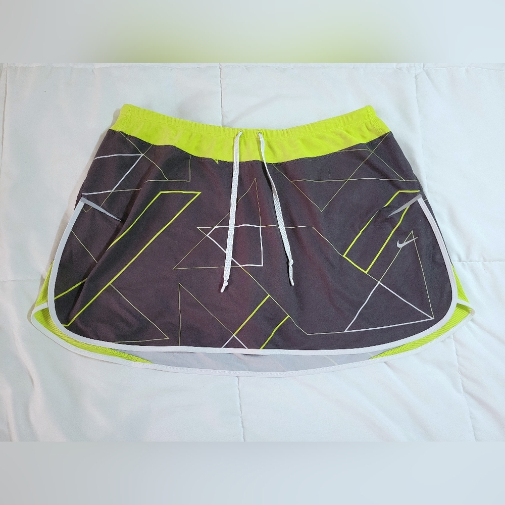 Nike Black & Neon Yellow Athletic Skort
